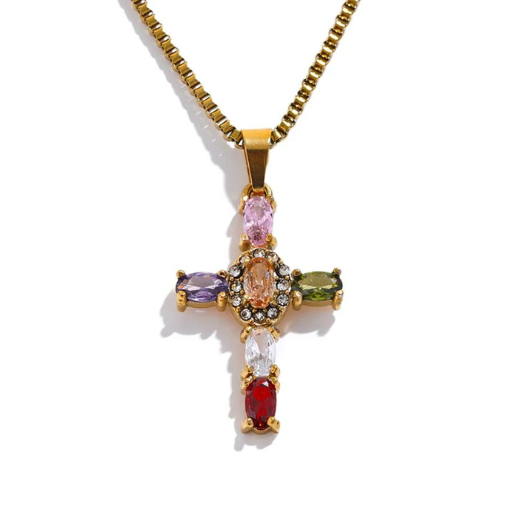 Colar com Pingente Cruz Cravejado com Cristais de Zircônia Velavue