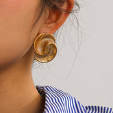 Brinco Espiral Vintage Banhado a Ouro Velavue
