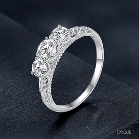 Anel Moissanite com Cristais de Zircônia Velavue