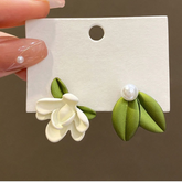 Brinco Flor com Pérola Velavue