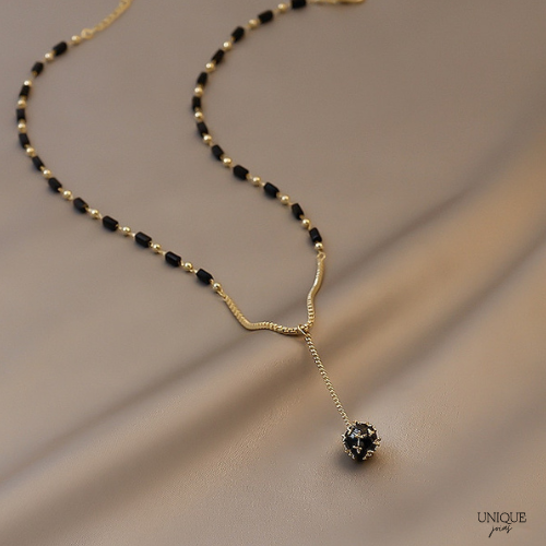 Colar com Cristais de Zircônia Negra Velavue