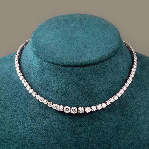 Colar Cravejado com Cristais de Moissanite Velavue