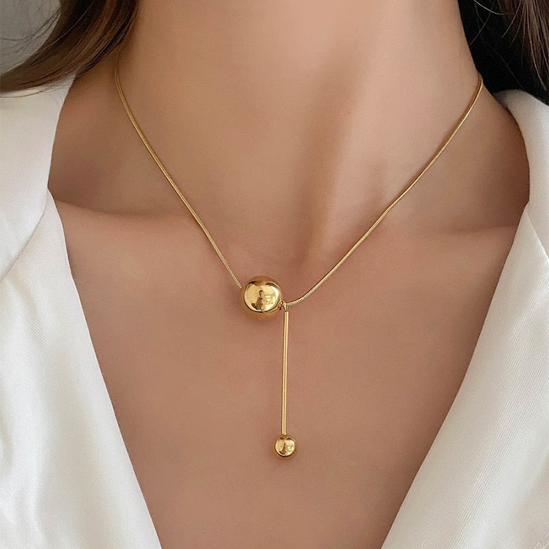 Colar Dourado Pingente Geométrico Velavue