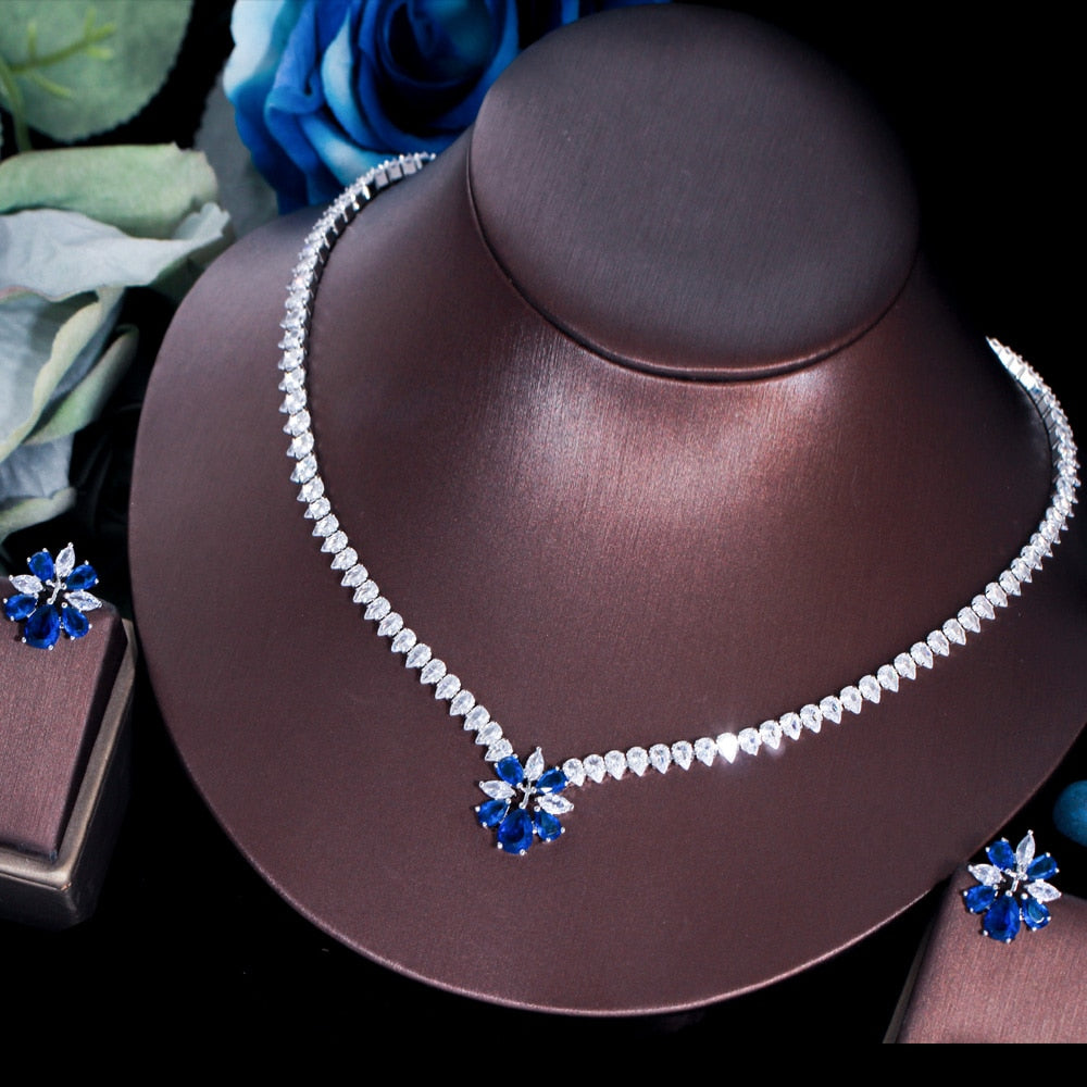 Conjunto Colar e Brincos Pingente Flor Velavue