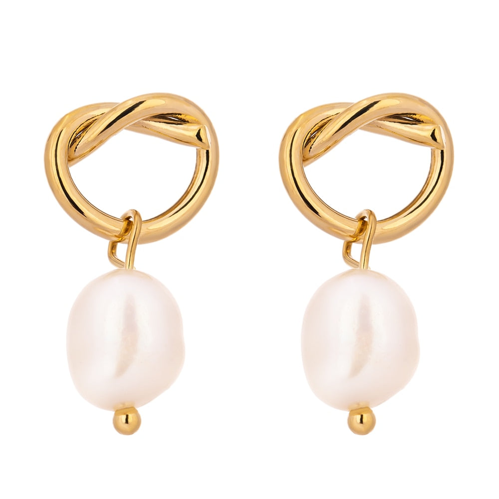 Brinco Dourado com Pérolas Naturais Velavue