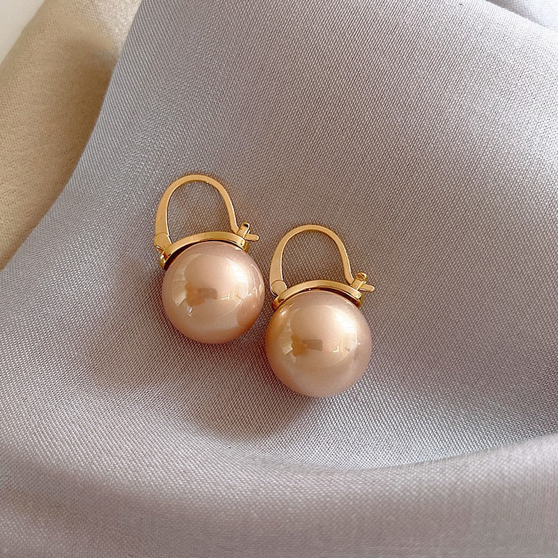 Brinco Dourado de Pérola Velavue