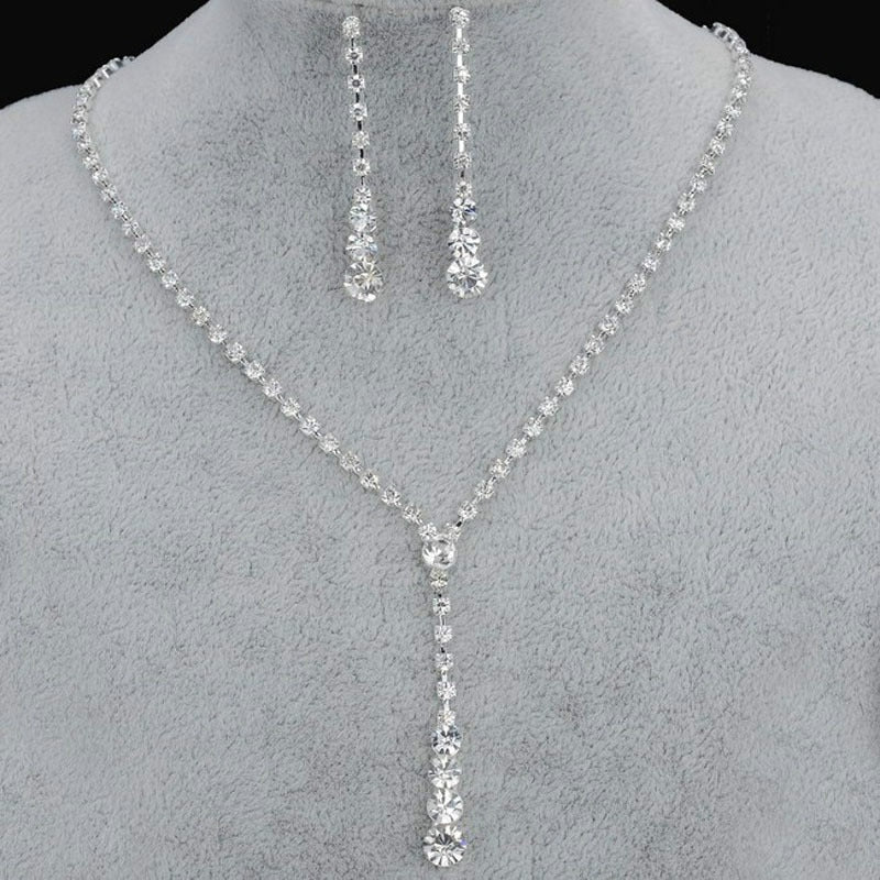 Conjunto Colar e Brincos Longos Velavue