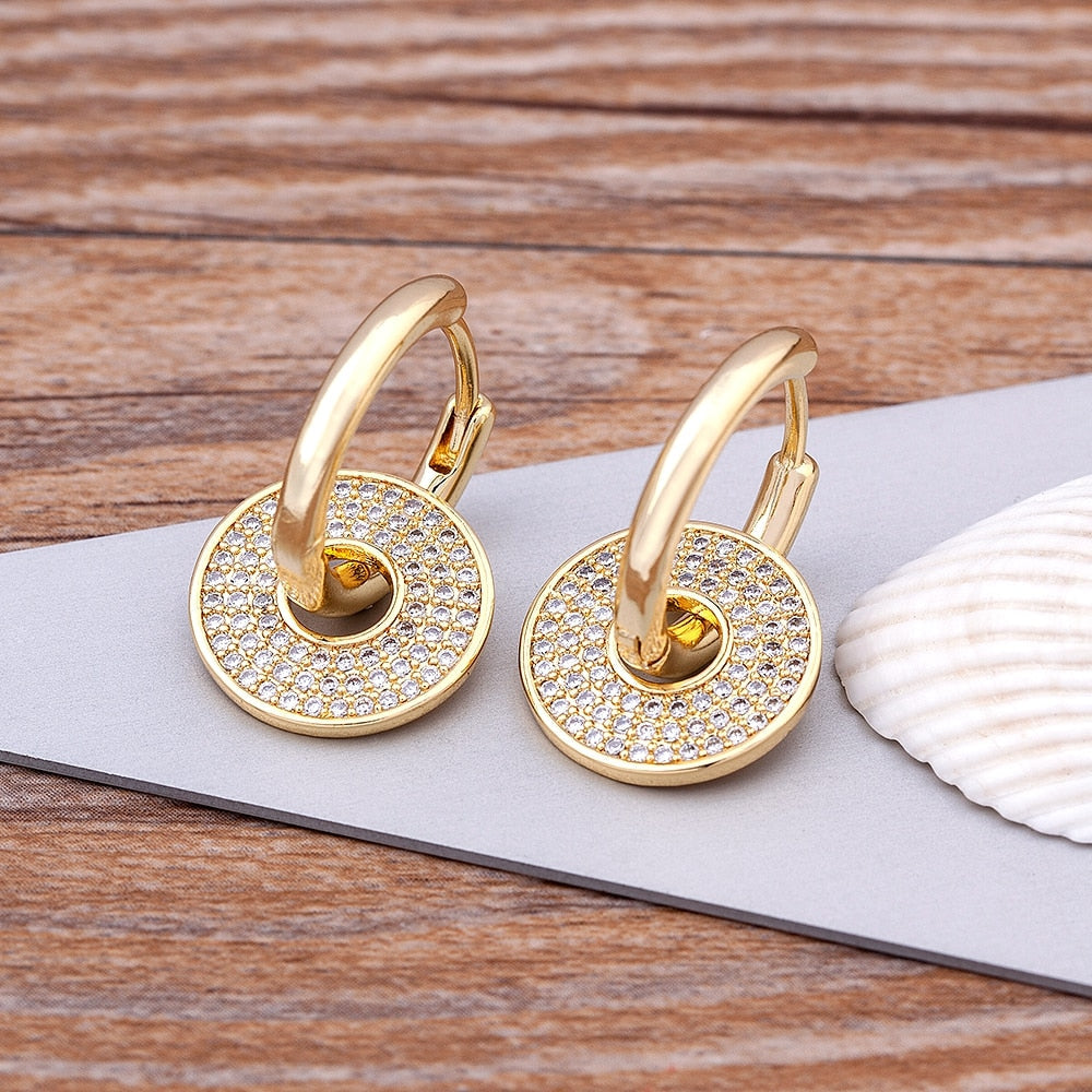 Brinco Argola Circulo com Cristais de Zircônia Velavue