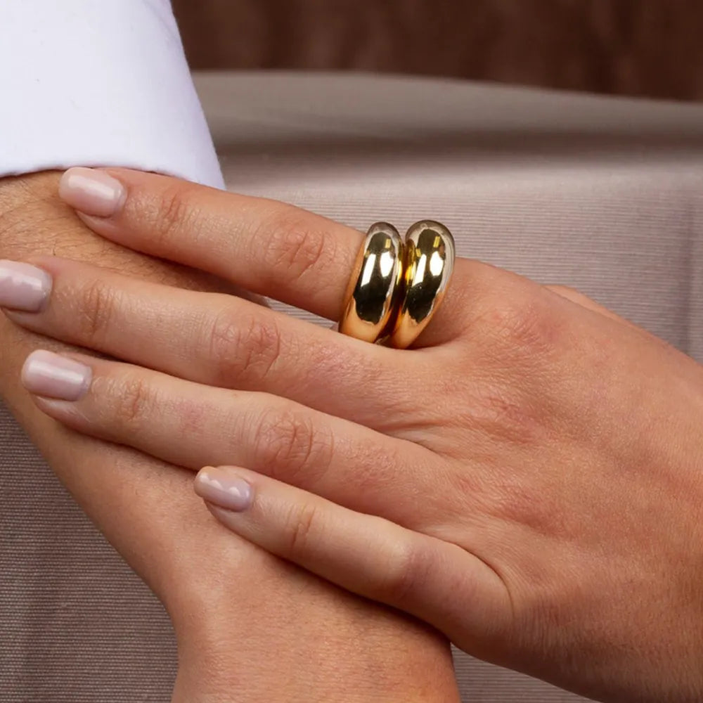 Anel Dourado Banhado a Ouro 18k Velavue