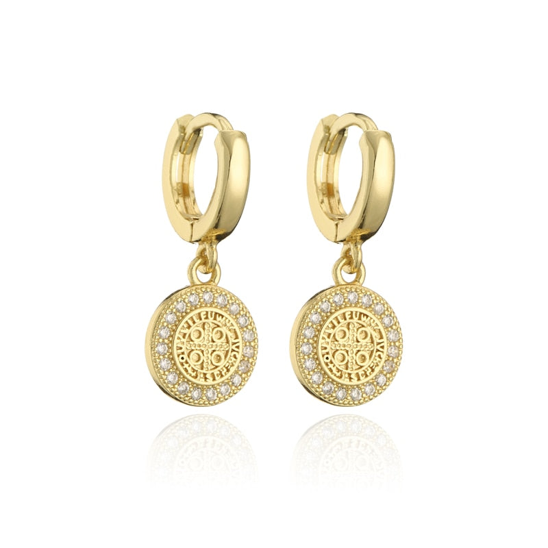 Brinco Dourado com Pingente Banhado a Ouro 18k Velavue