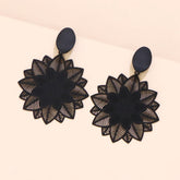 Brinco Flor Negra Geométrica Velavue