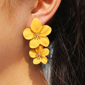 Brinco Orquídeas Banhado a Ouro 18k Velavue