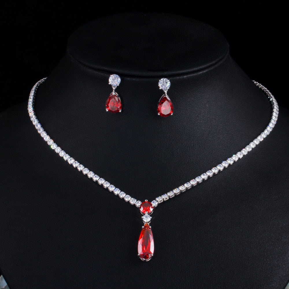 Conjunto Colar e Brincos Pingente Gota Velavue