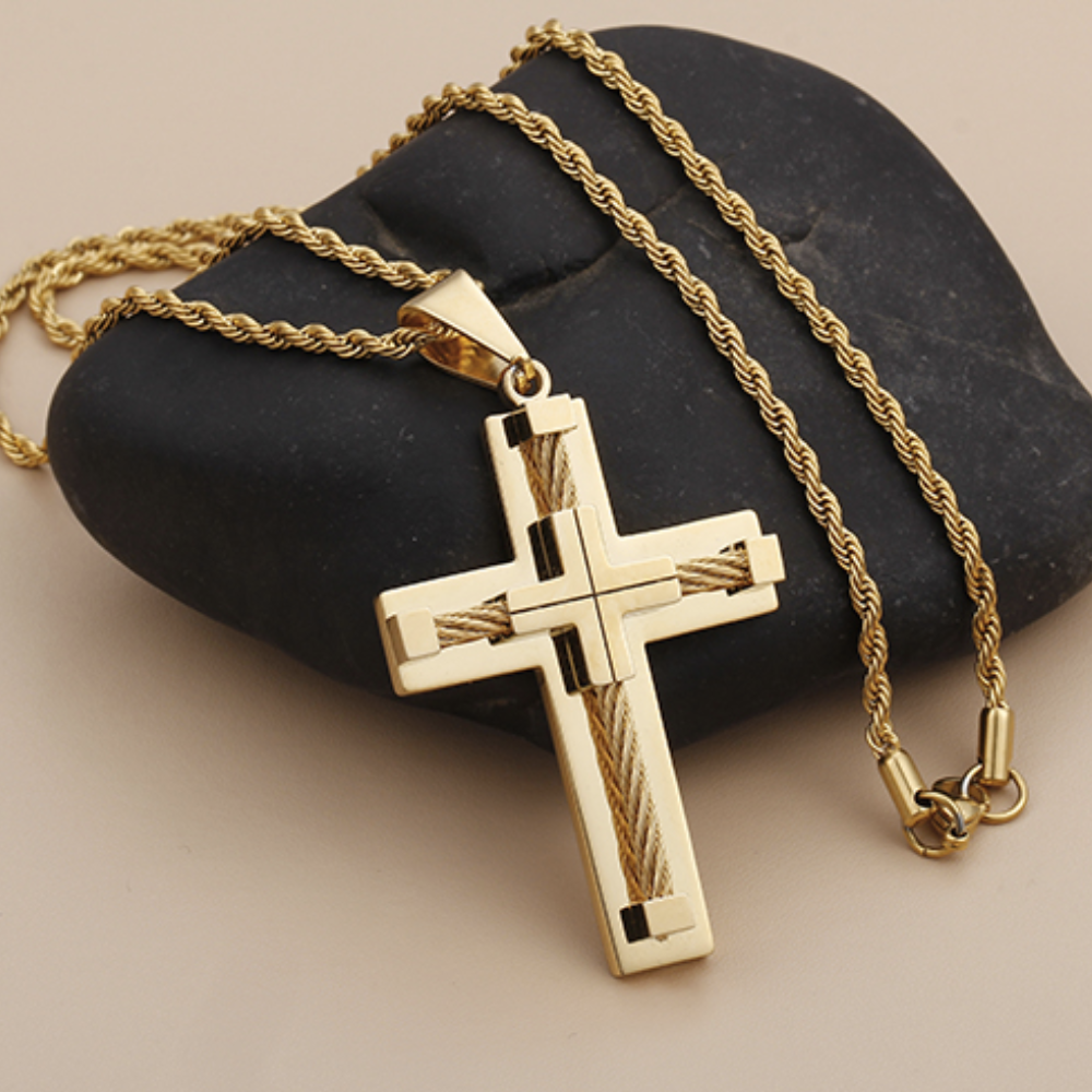 Corrente com Crucifixo Banhado a Ouro 18k - Royal Blink Velavue