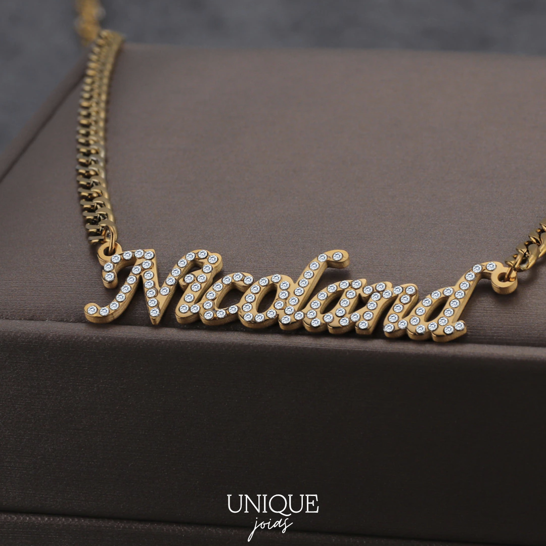 Colar Cravejado com Nome Personalizado Velavue