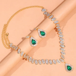 Conjunto Colar e Brinco Gota Cravejado Velavue
