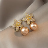 Brinco Flor Rose Gold com Pérola Velavue