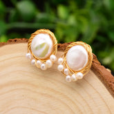Brinco com Pérolas Barrocas Naturais Banhado a Ouro 18k Velavue