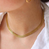 Colar Dourado Charme Banhado a Ouro 18k Velavue