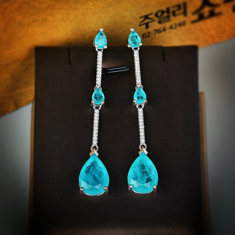 Brinco Luxury Longo com Cristais de Zircônia Azuis Velavue