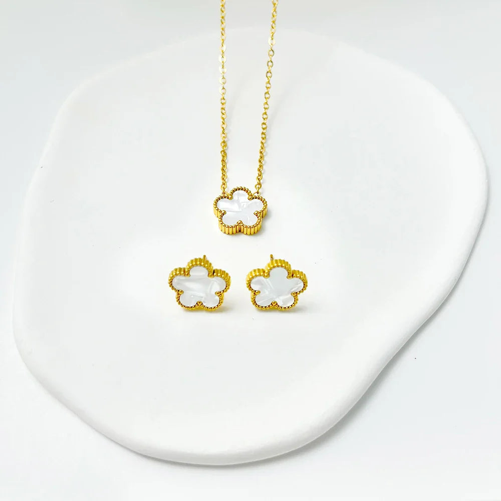 Conjunto Colar e Brincos Trevo Velavue