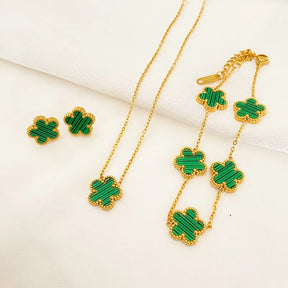 Conjunto Colar Pulseira e Brinco Trevo Velavue