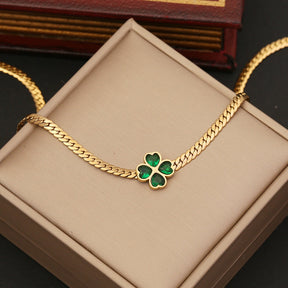 Colar Dourado com Trevo da Sorte Verde Velavue