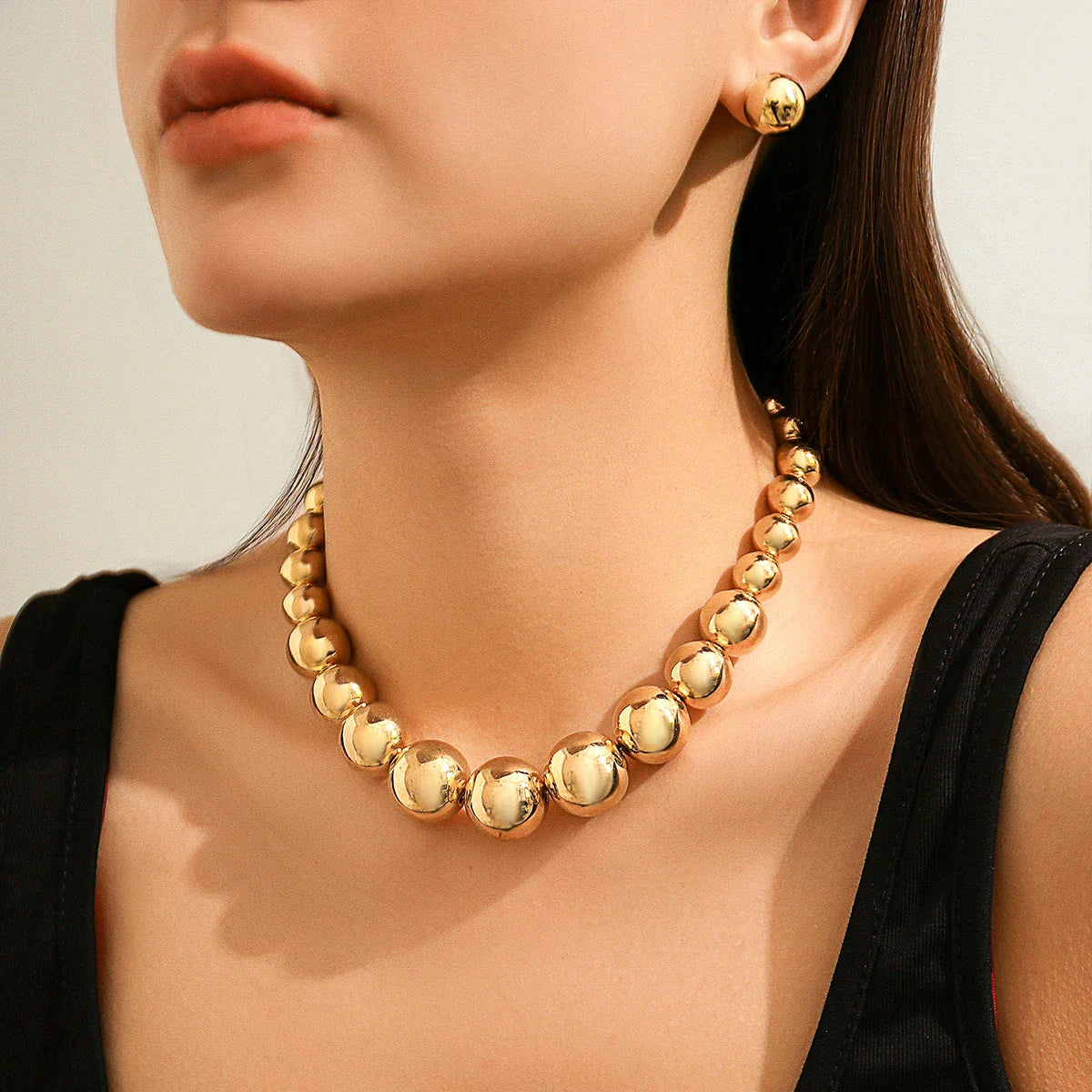 Conjunto Colar e Brincos Bola Dourada Velavue