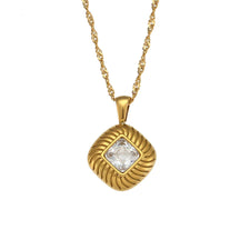 Colar Dourado com Pingente Pedra de Zircônia Velavue