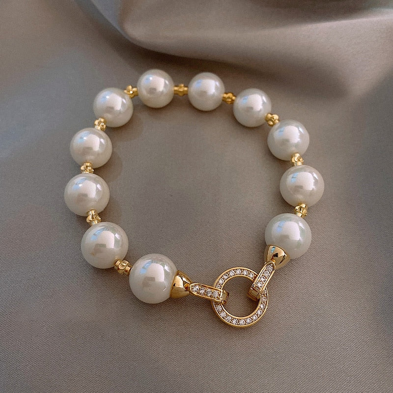 Pulseira com Pérolas Velavue