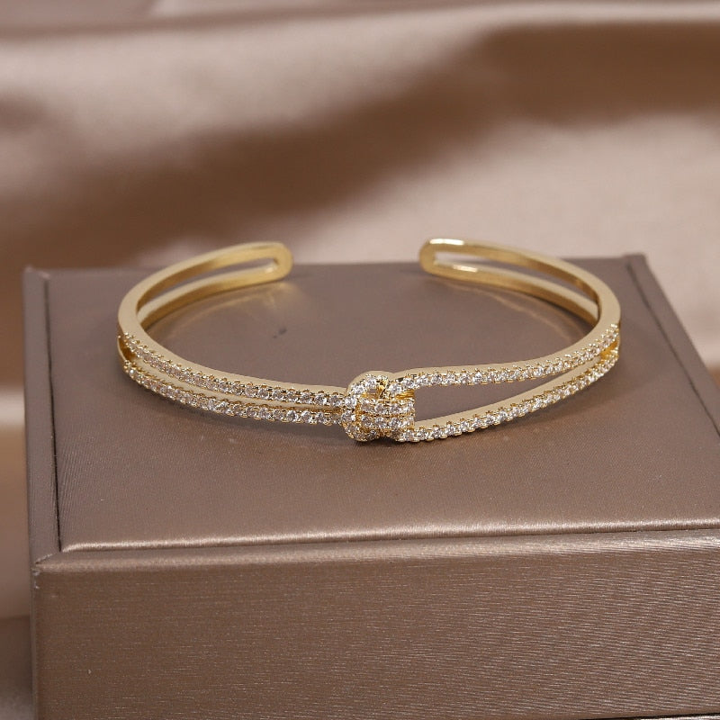 Bracelete Cravejado Nó Central Velavue