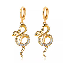 Brinco Cobra com Cristais de Zirônia Velavue
