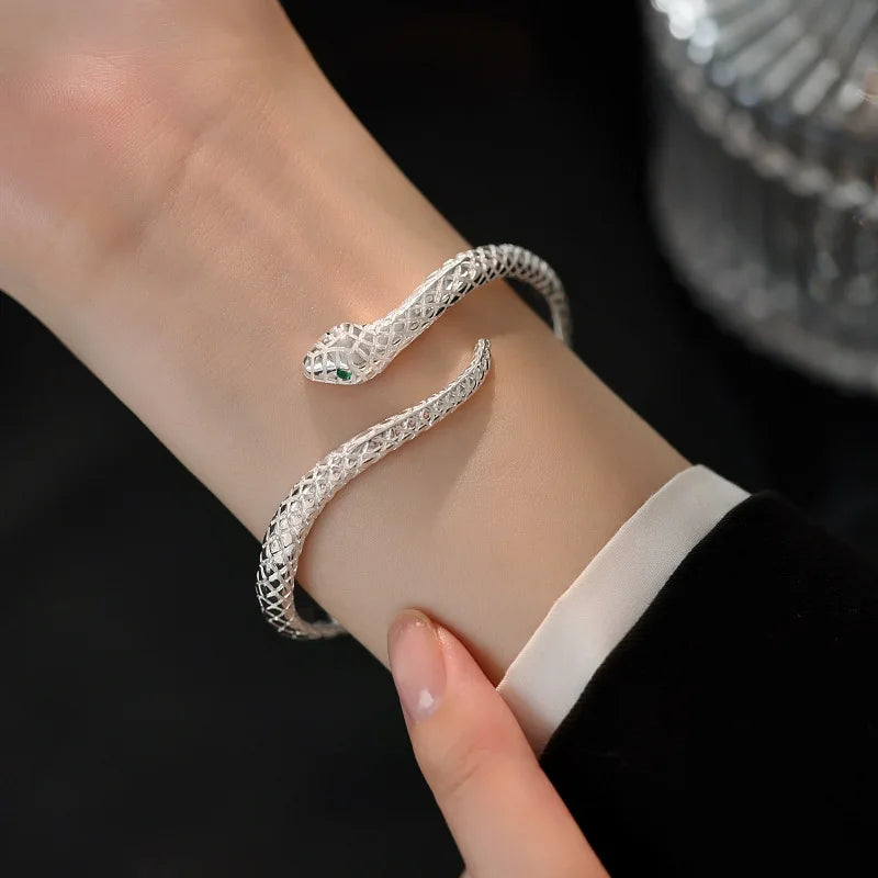 Pulseira Serpente em Prata Velavue