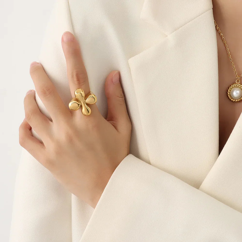 Anel Dourado Flor Velavue
