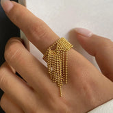 Anel Ajustável Dourado com Borla Velavue