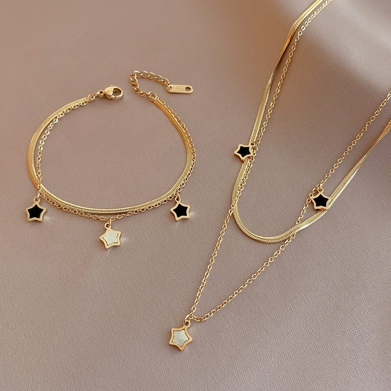 Conjunto Colar e Pulseira com Pingente Estrela Velavue