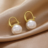 Brinco Dourado de Pérola Velavue